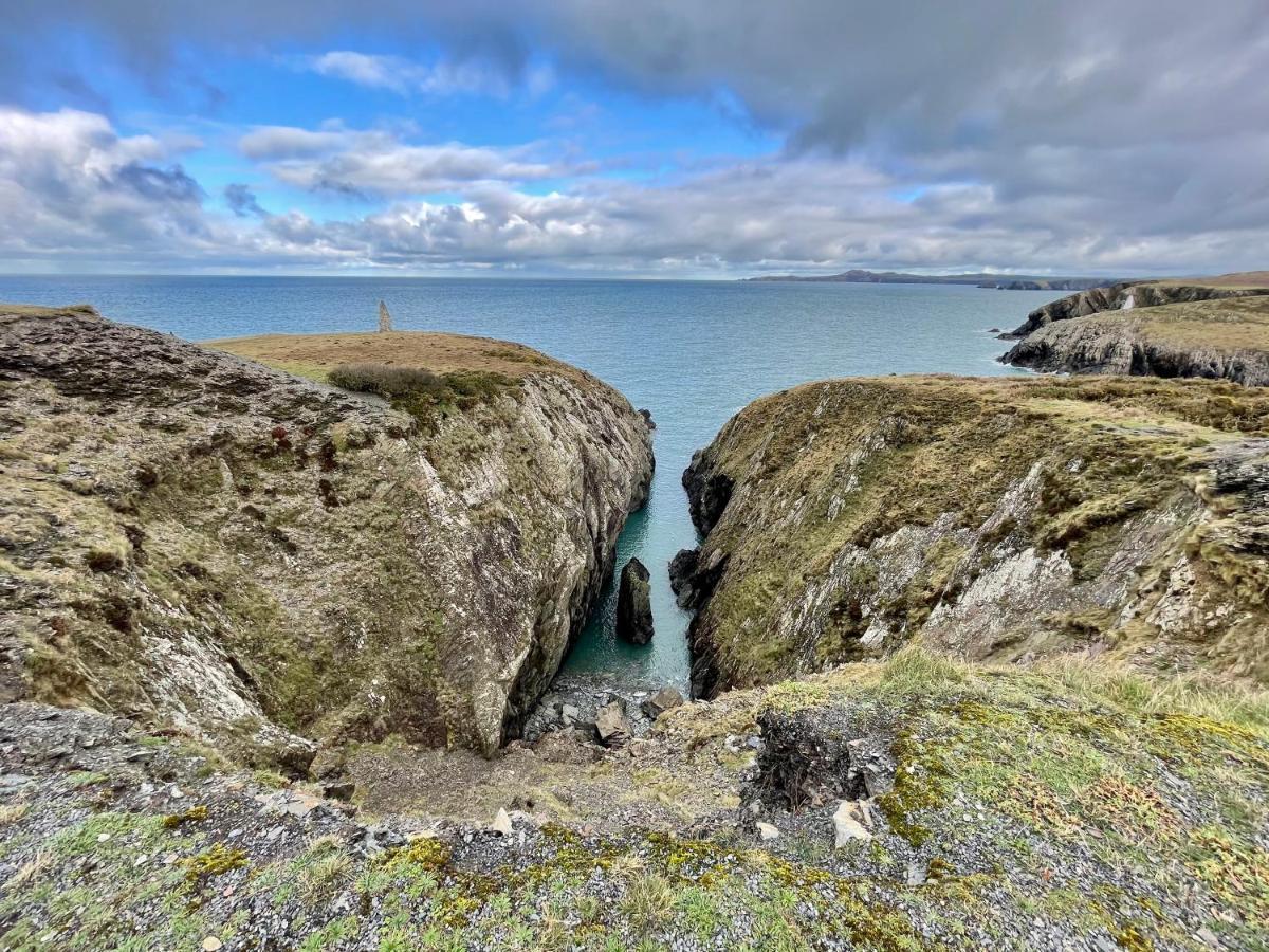 The Dairy @ Trefechan Wen Goodwick المظهر الخارجي الصورة